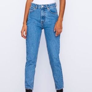 ZARA Mom Fit Jeans